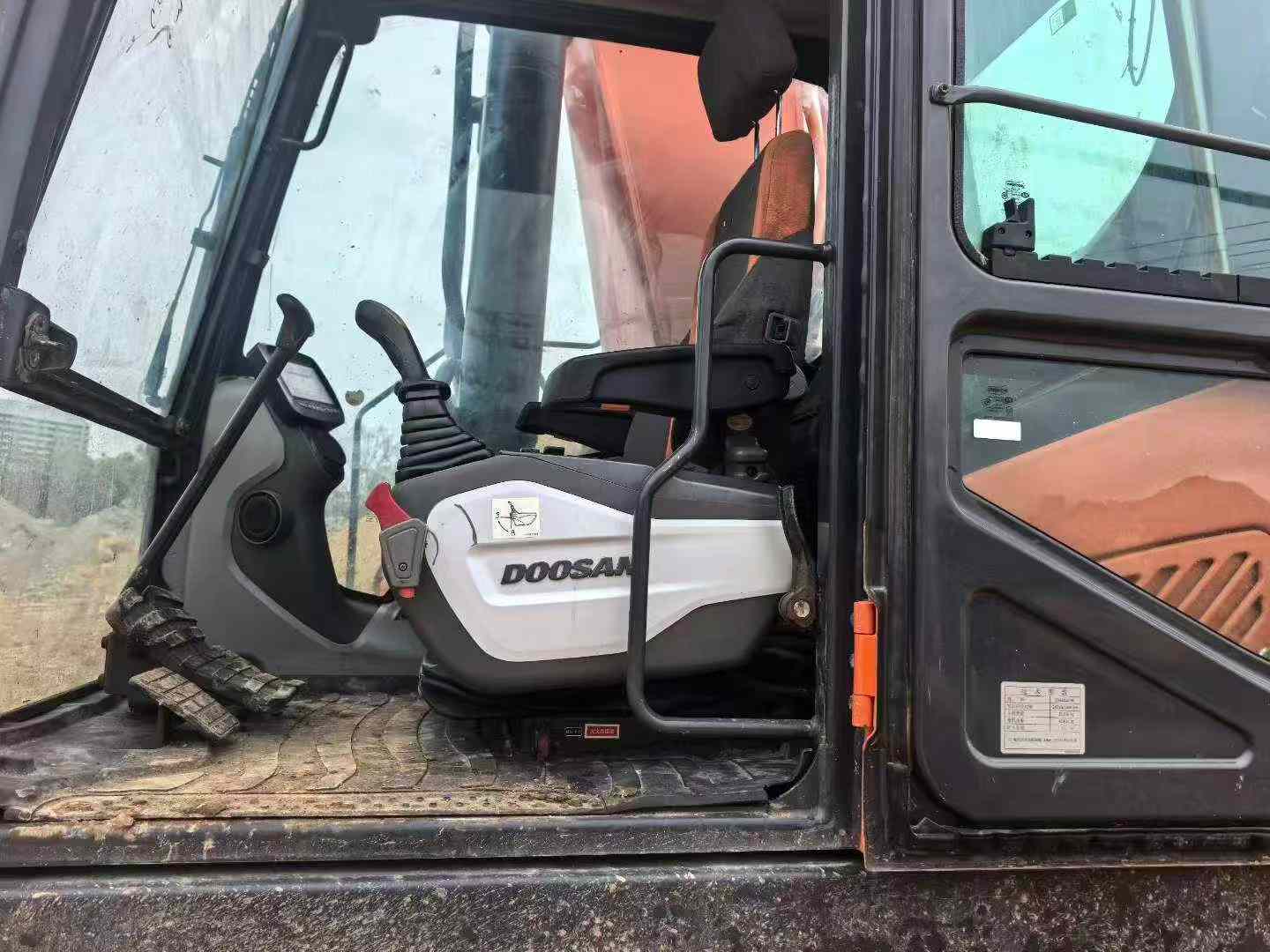 Buy Doosan DH420 Used Excavator / 3