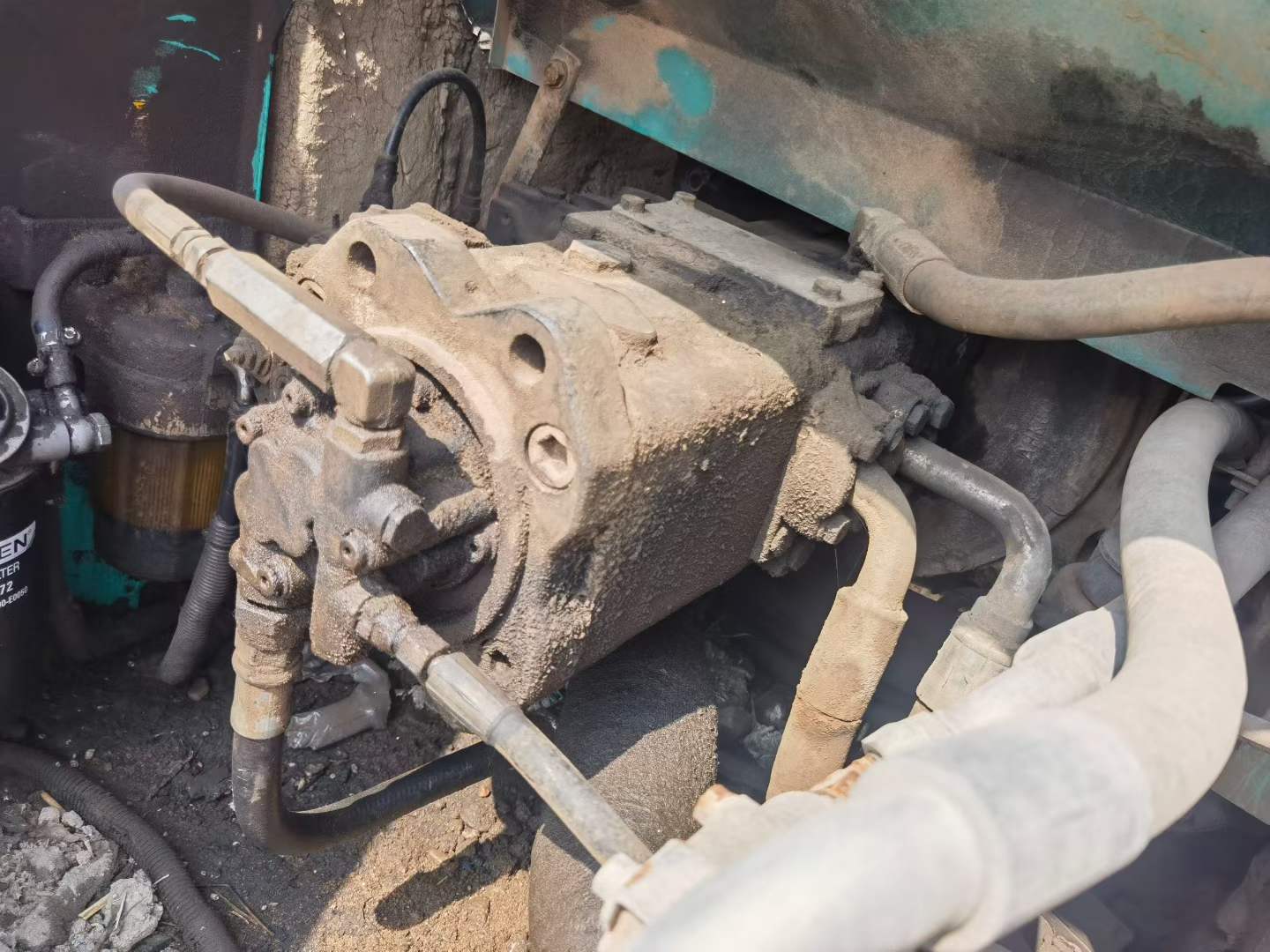 Buy Kobelco SK210-6 Used Excavator / 7