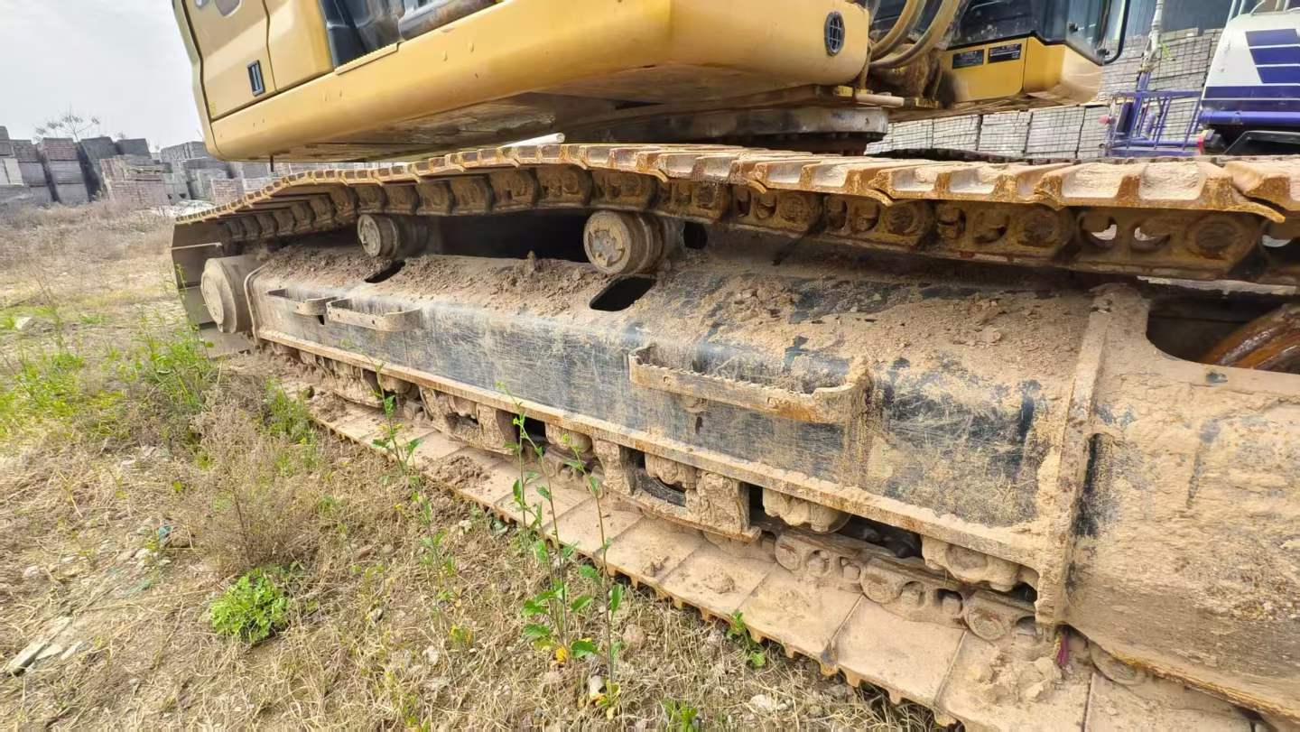 Buy Caterpillar CAT333  Used Excavator / 3