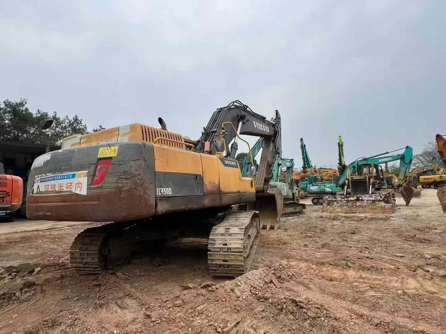 Buy Volvo L350F Used Excavator / 4