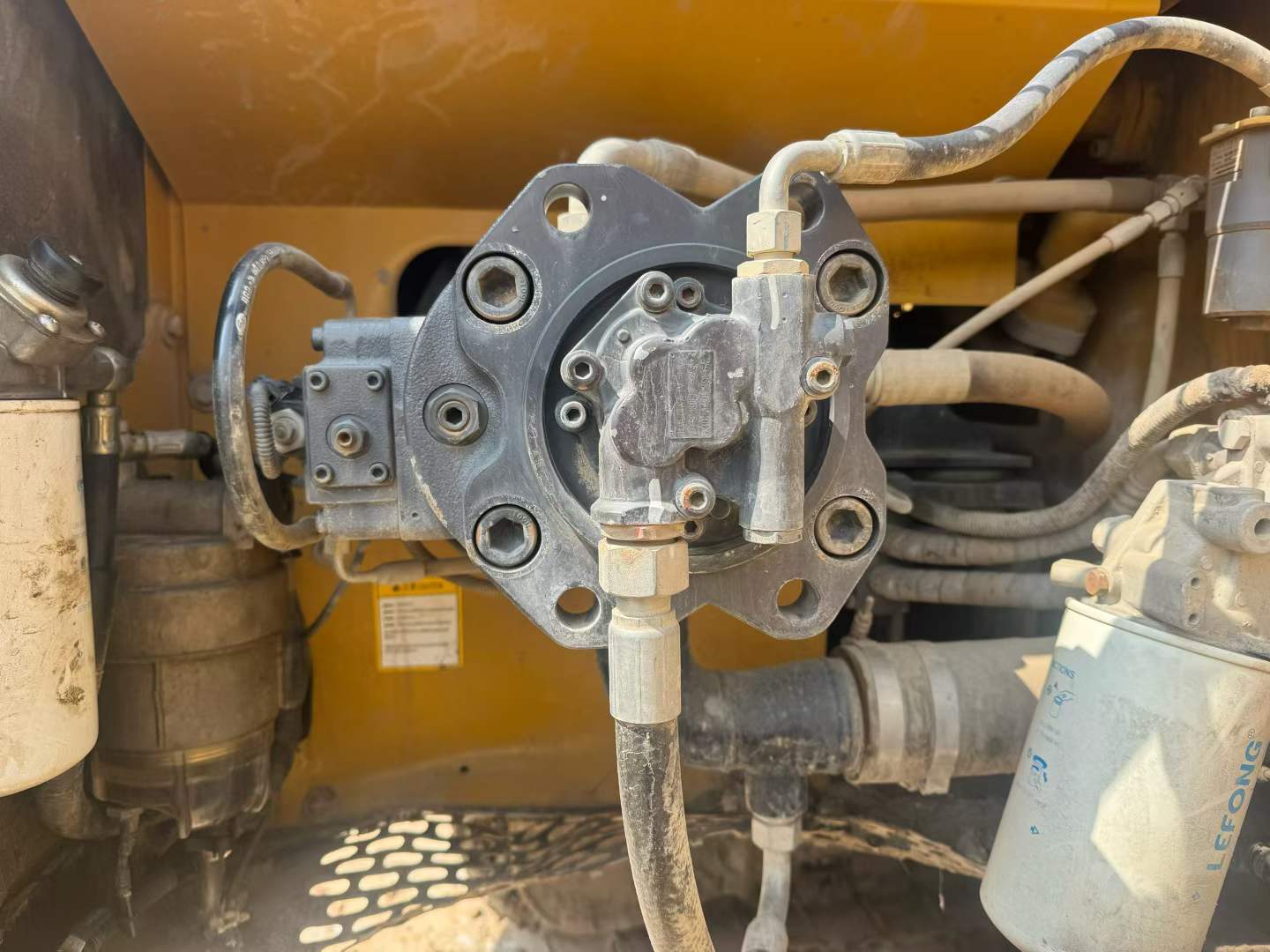 Buy Sany SY195C Used Excavator / 4