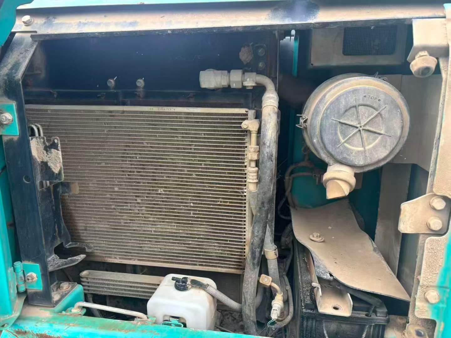 Buy Kobelco SK60 Used Excavator / 9