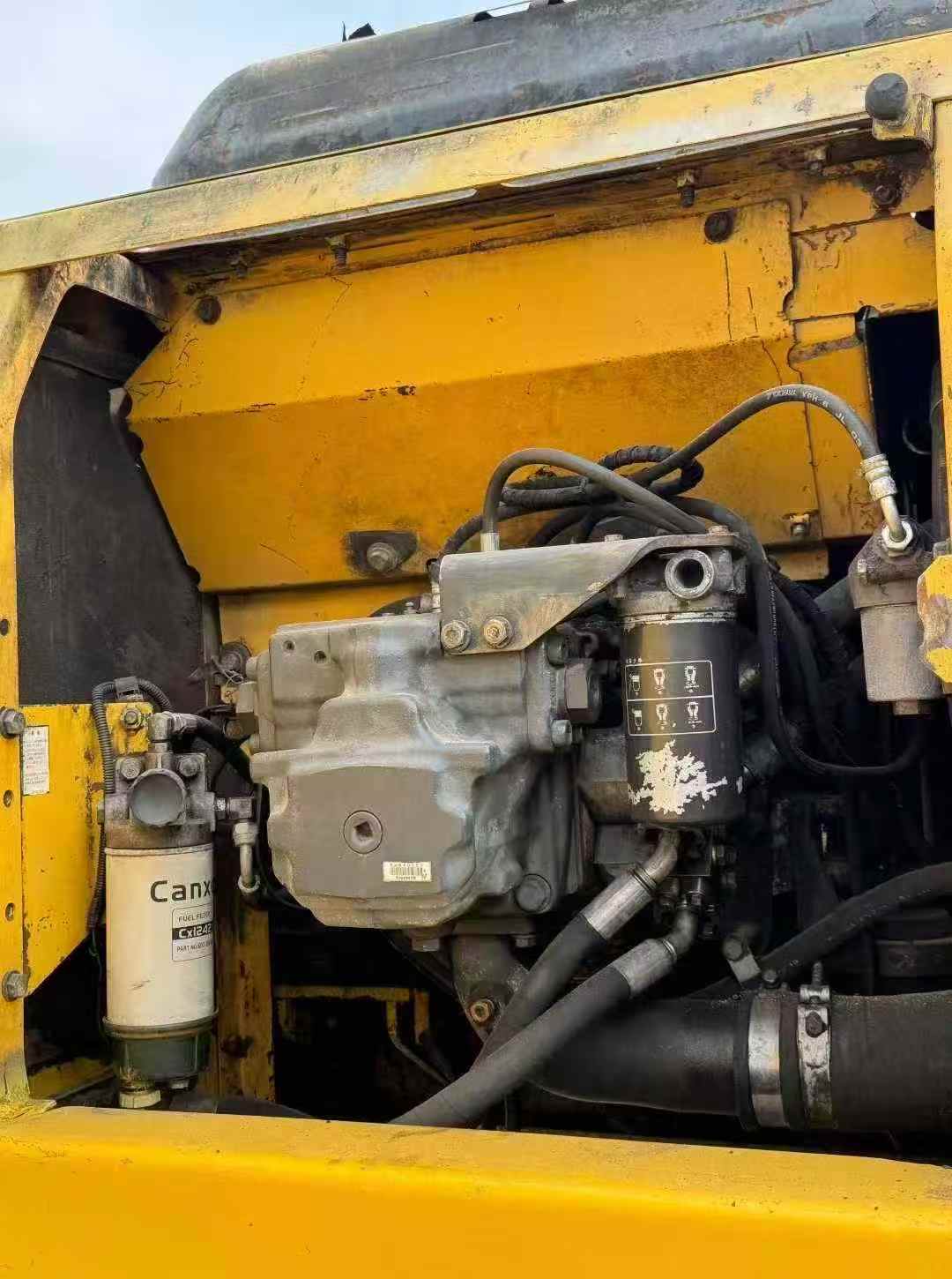 Buy Komatsu PC200-8 Used Excavator / 7