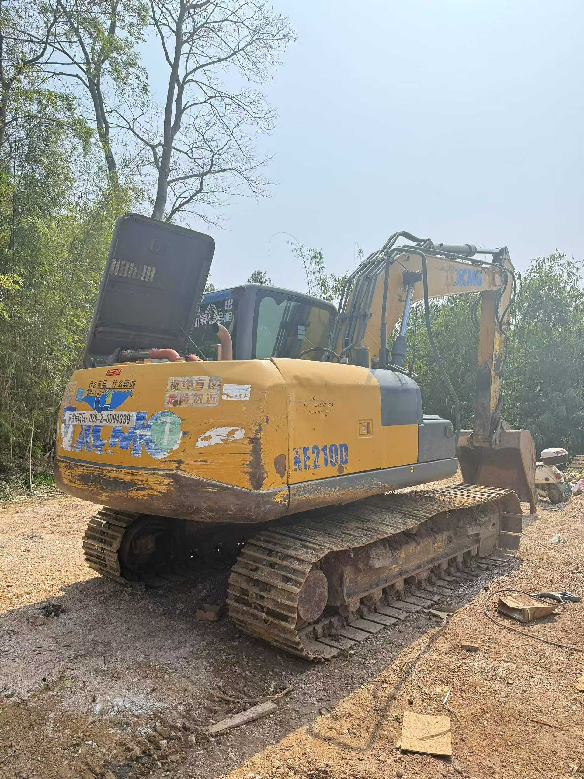 Buy XCMG XE150 Used Excavator / 4