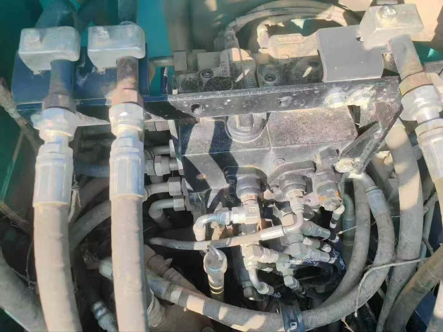 Buy Kobelco SK140 Used Excavator / 4