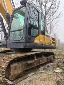 Buy XCMG XE200 Used Excavator / 2 Buy XCMG XE200 Used Excavator / 2