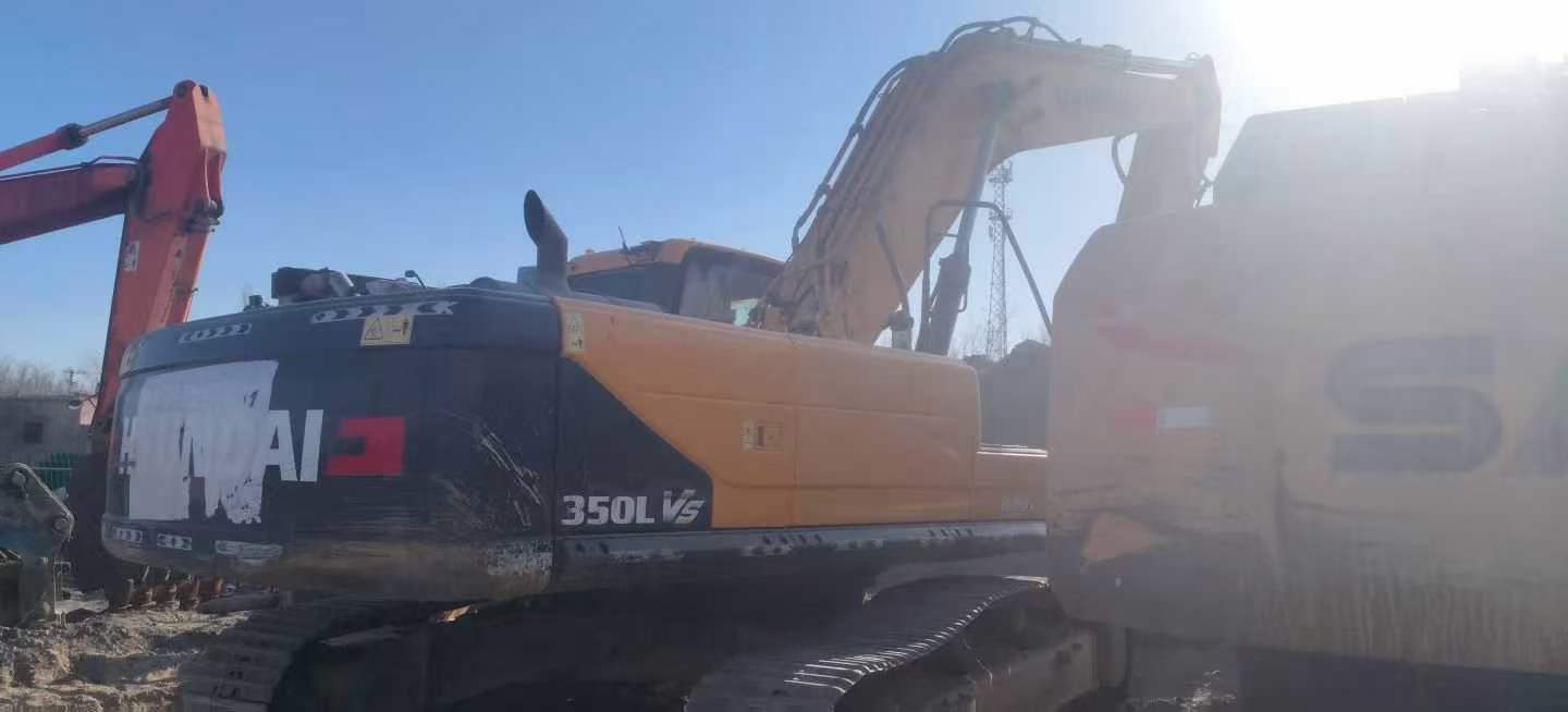 Buy Hyundai R350LVS Used Excavator / 3