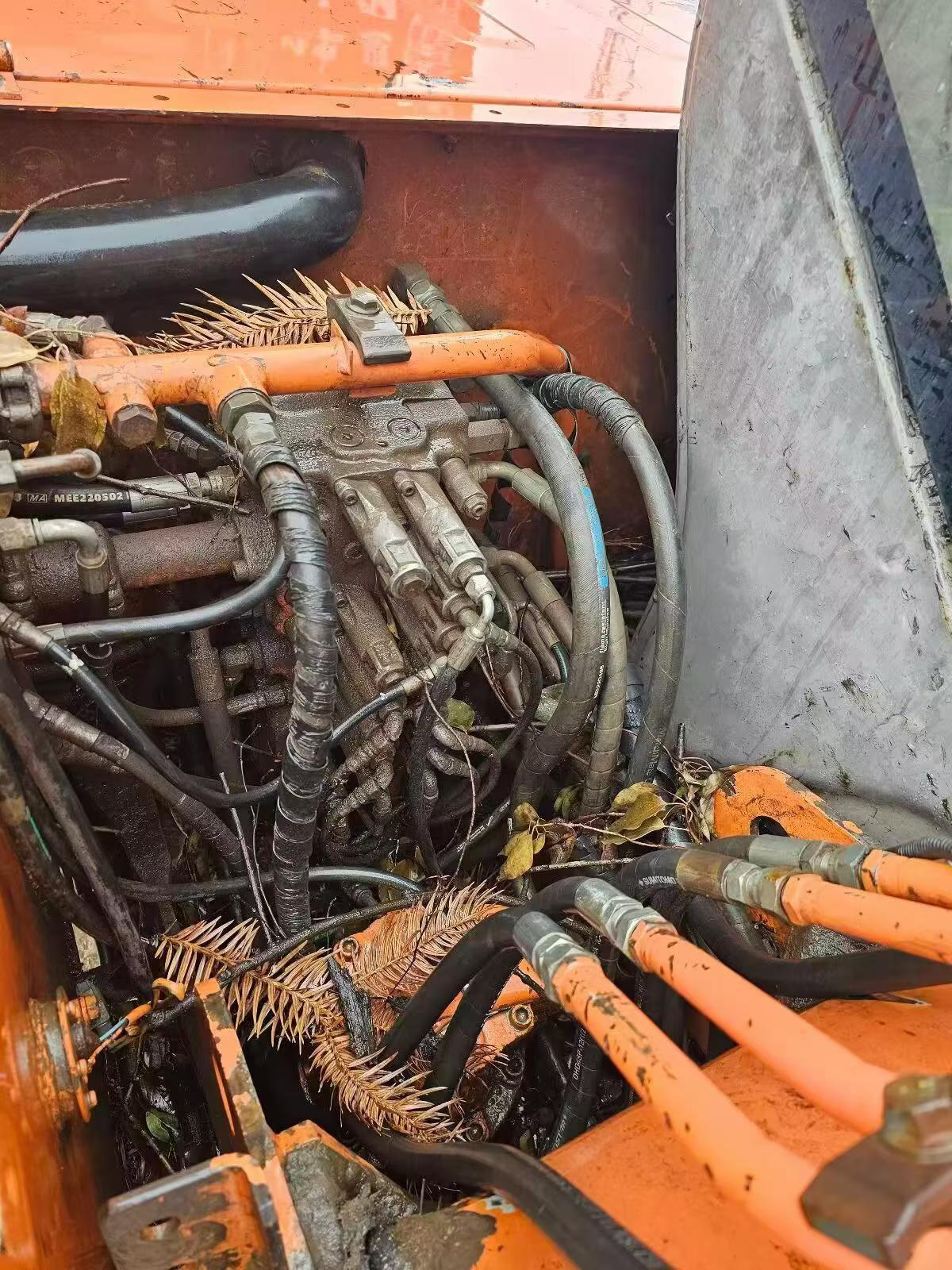 Buy Hitachi EX70 Used Excavator / 4