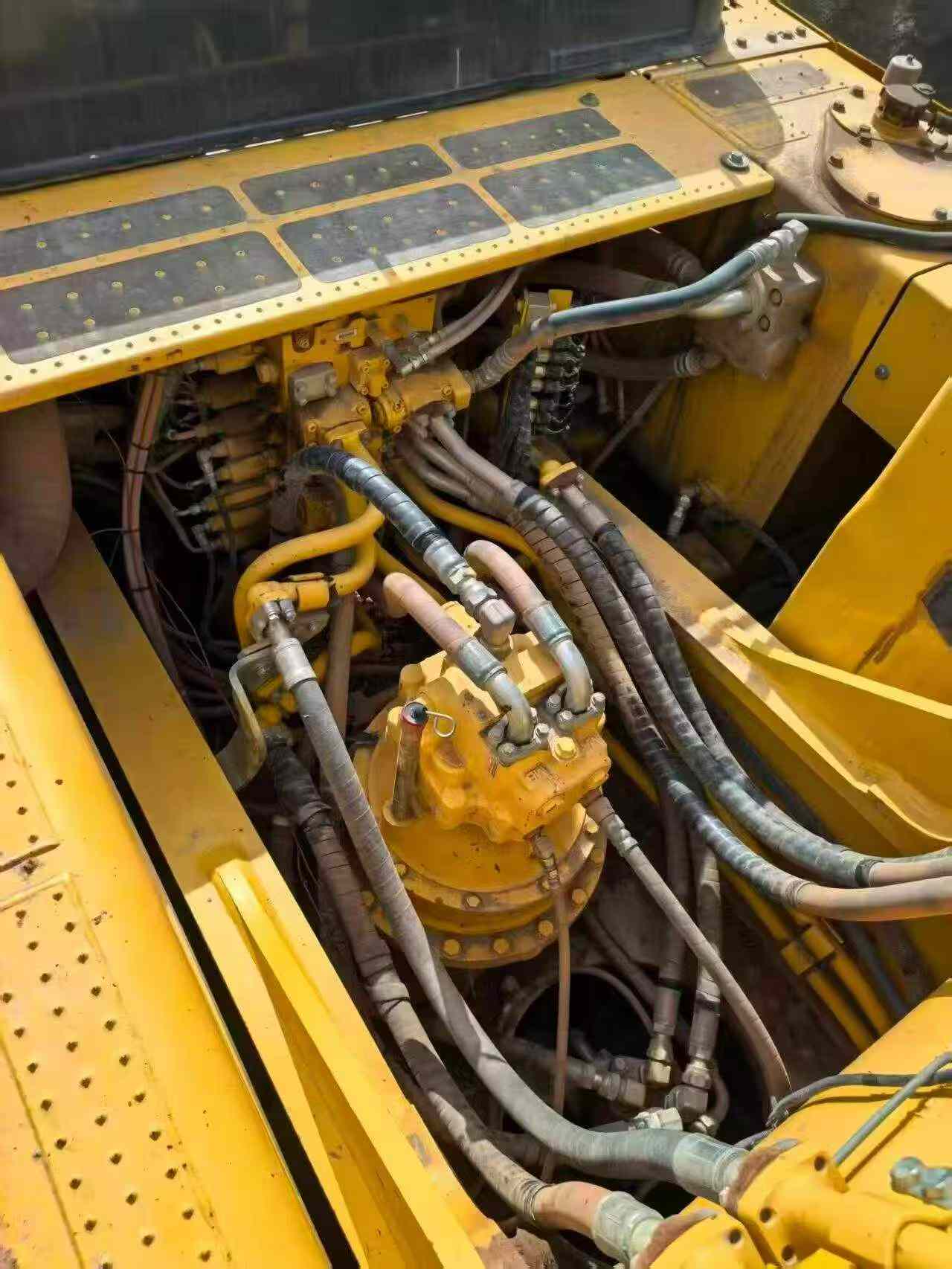 Buy Komatsu PC360-7 Used Excavator / 3