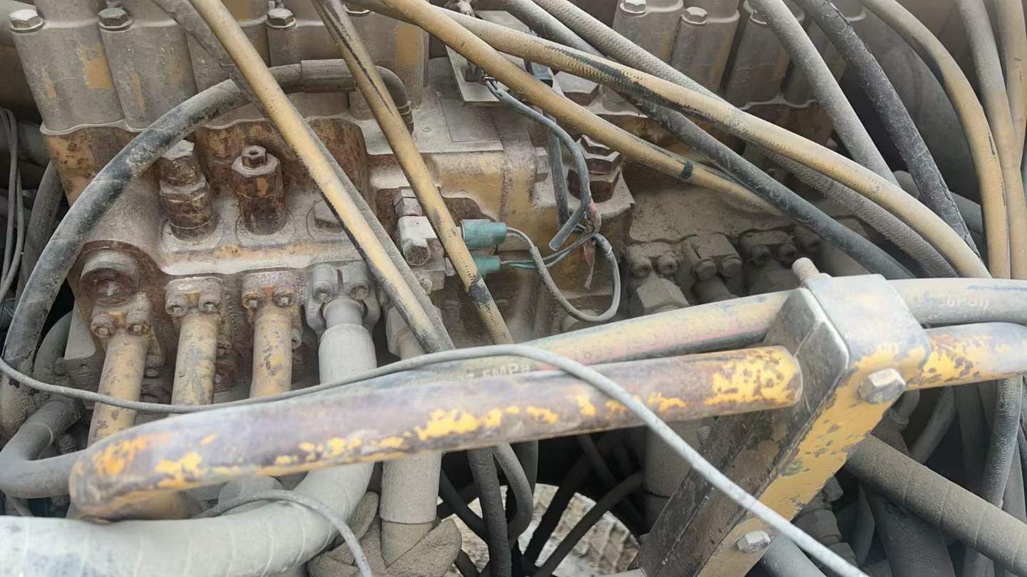 Buy Caterpillar 320A Used Excavator / 4