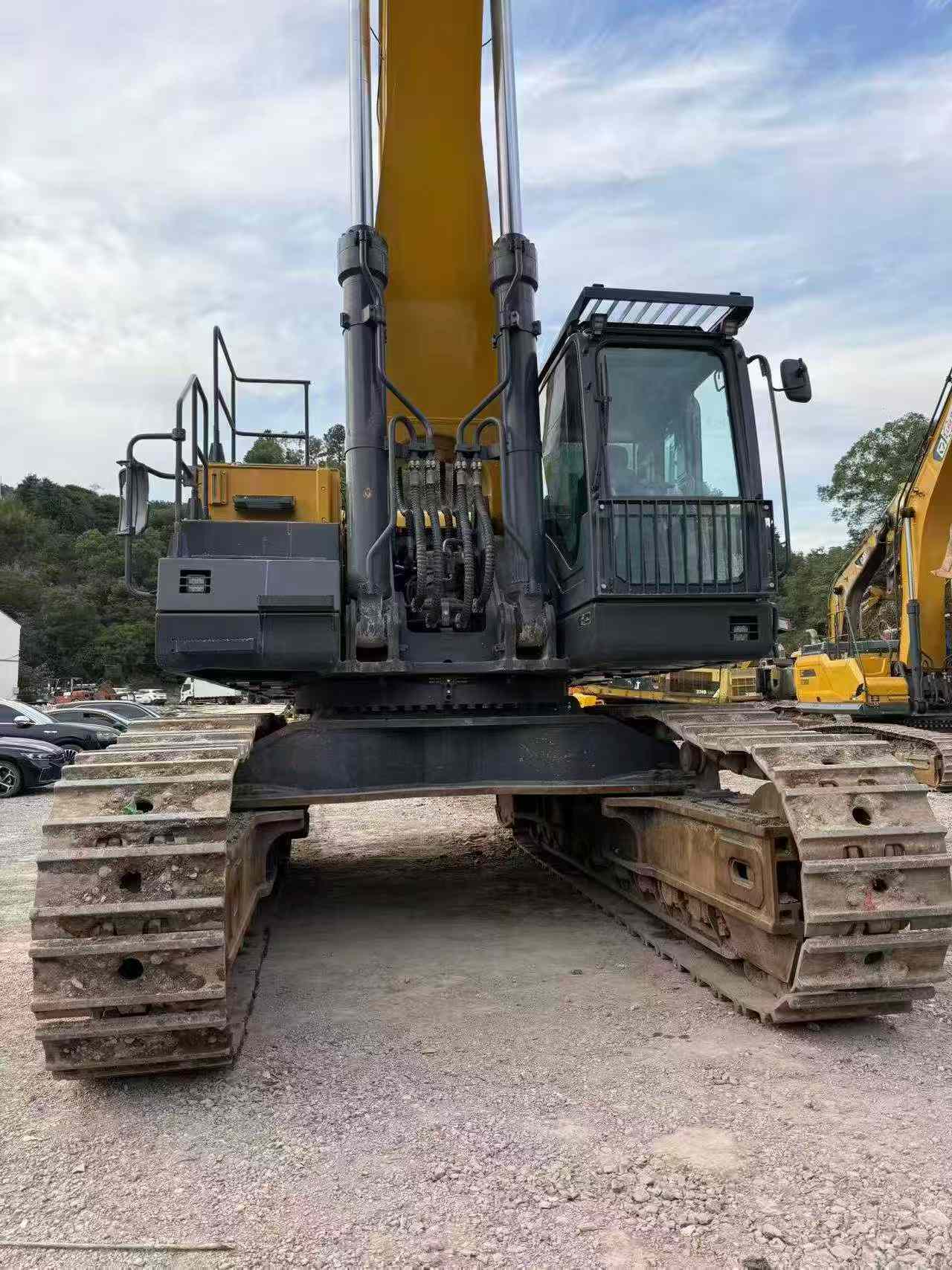 Buy XCMG XE900D Used Excavator / 9