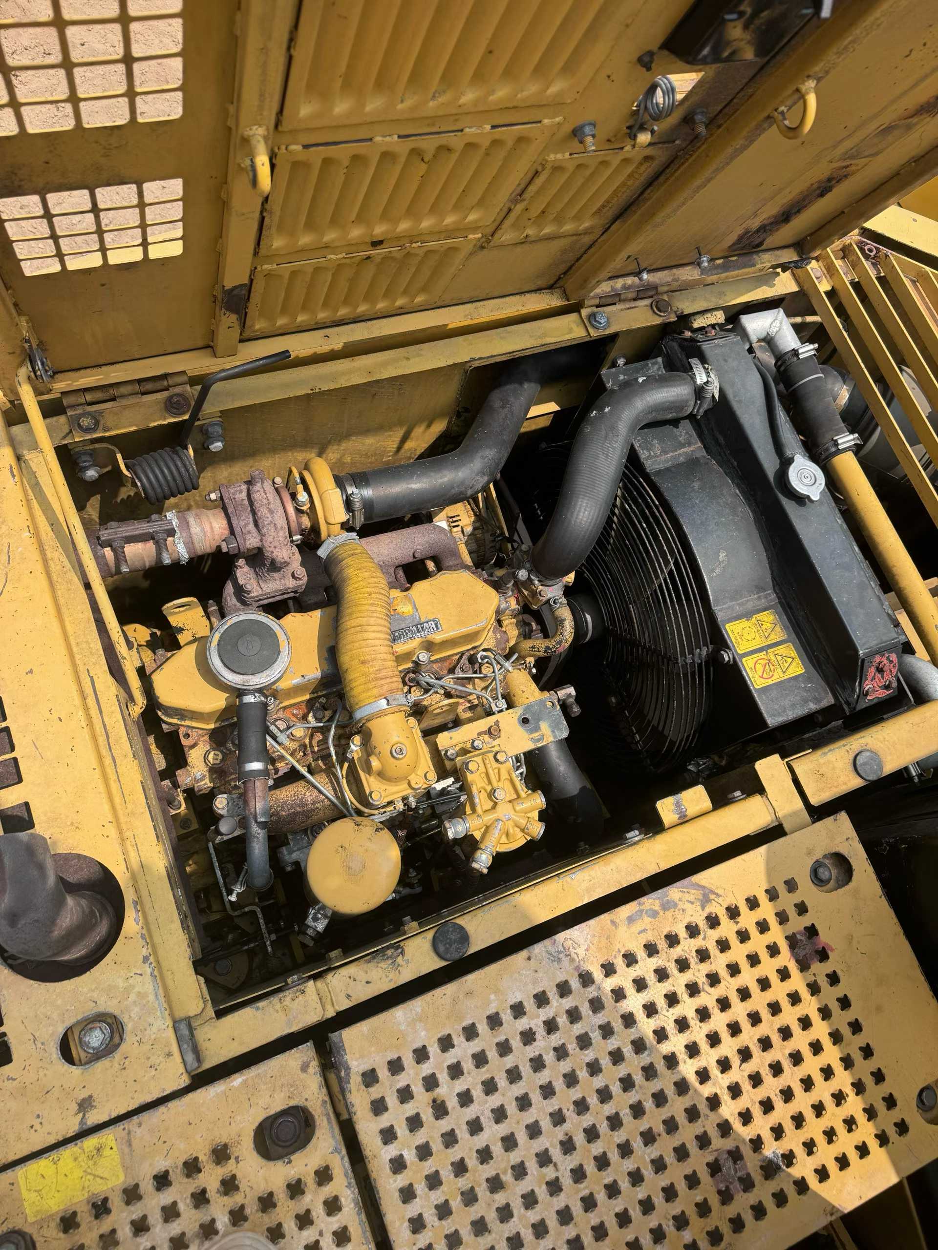 Buy Caterpillar 311C Used Excavator / 4