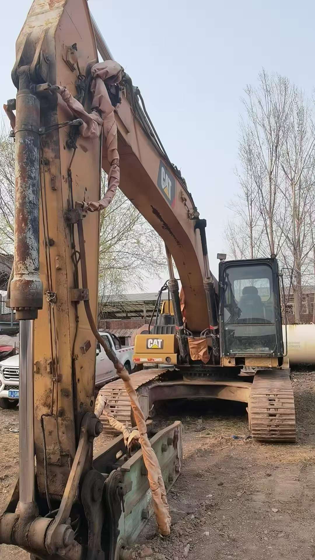 Buy Caterpillar 320A Used Excavator / 9