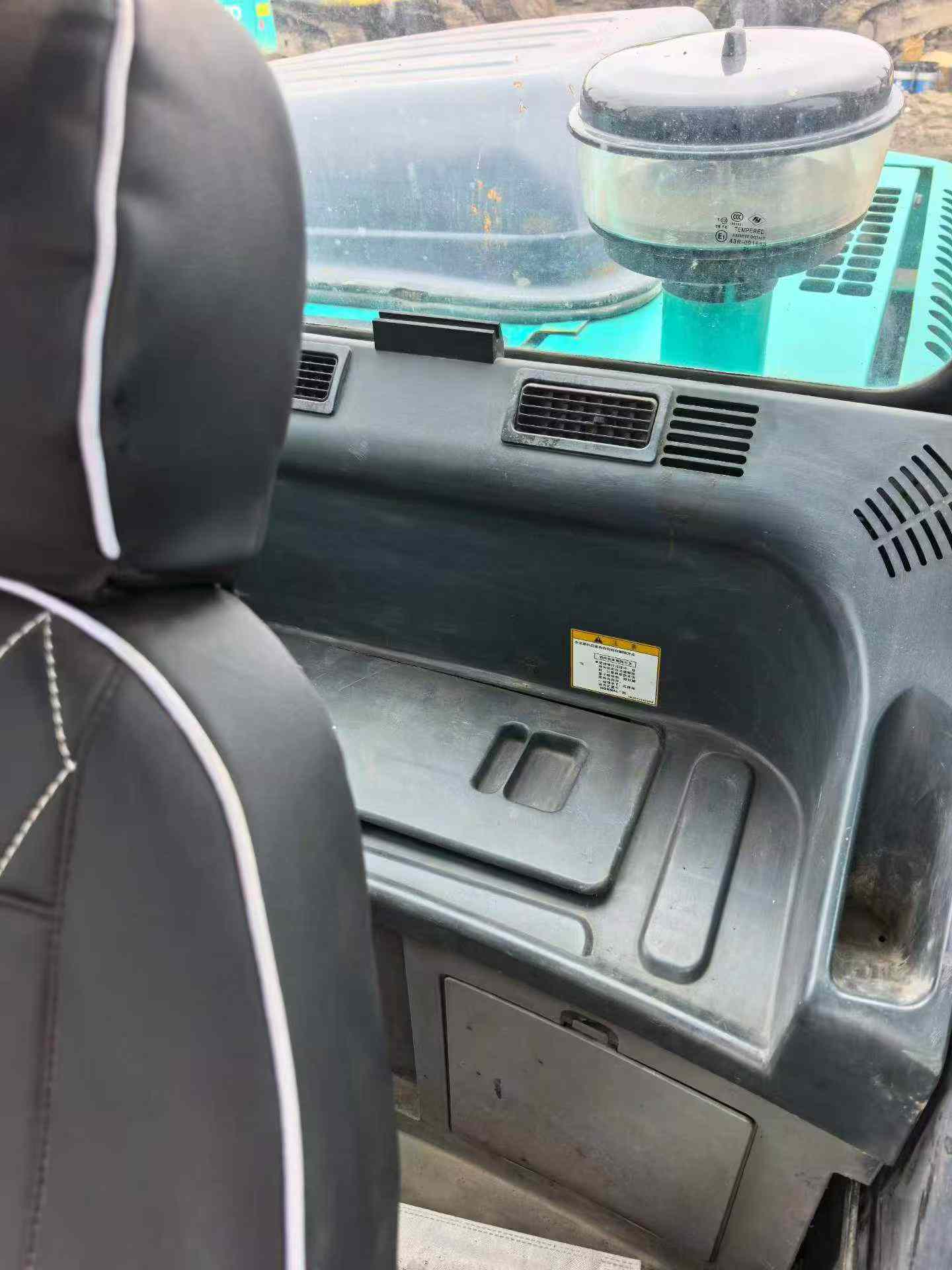 Buy Kobelco SK130 Used Excavator / 2