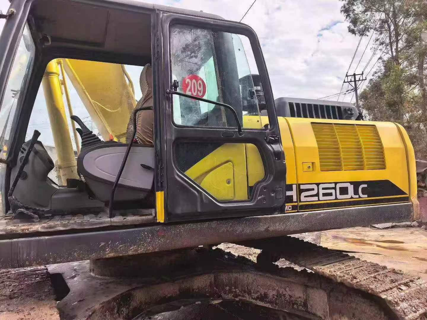 Buy Sumitomo SH260LC-6 Used Excavator / 8