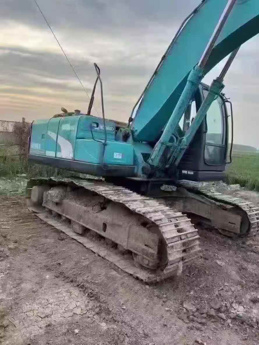 Buy Kobelco SK2008 Used Excavator / 3