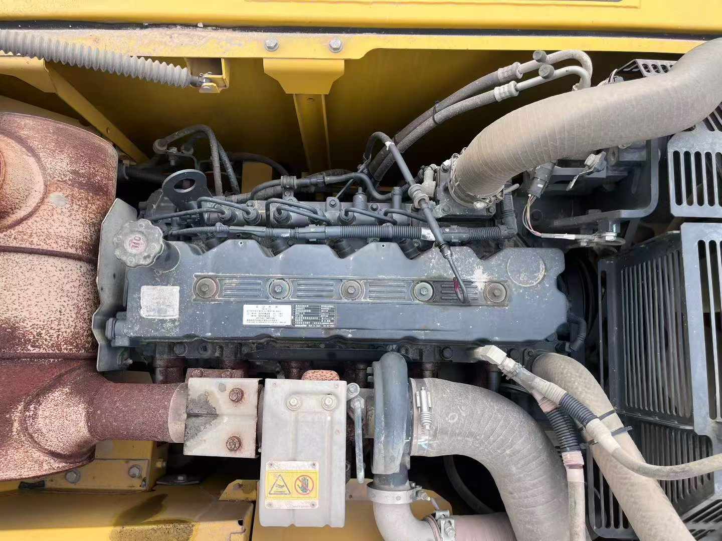 Buy Komatsu HB215LC-1 Used Excavator / 9