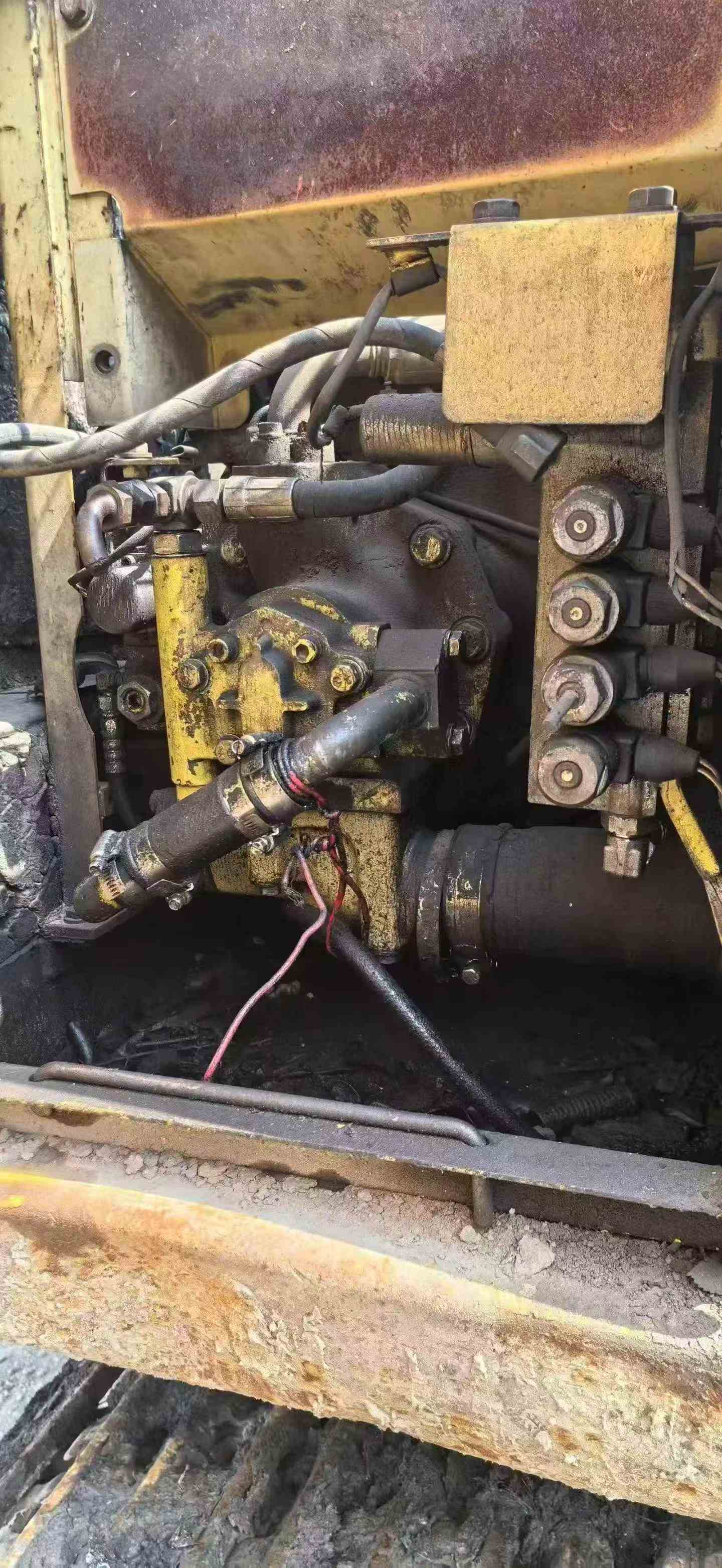 Buy Komatsu PC120 Used Excavator / 3