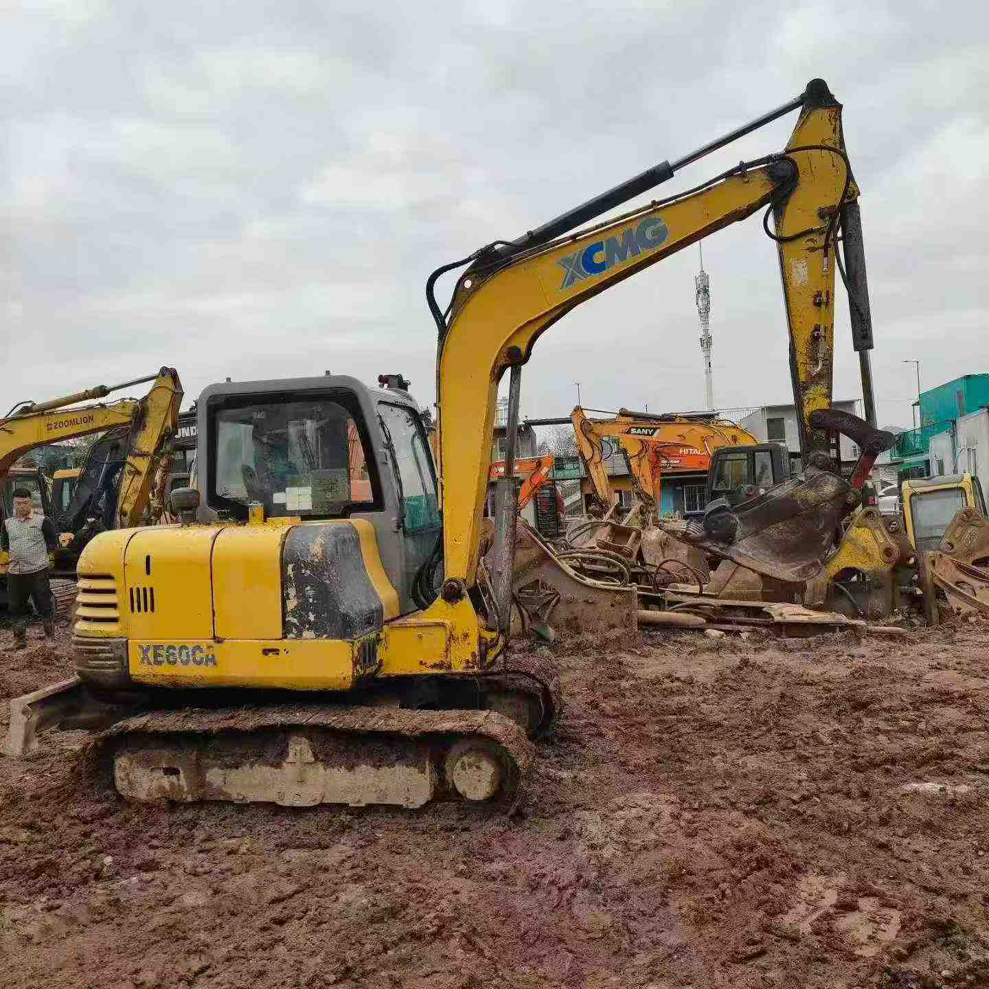 Buy XCMG XE60 Used Excavator / 3