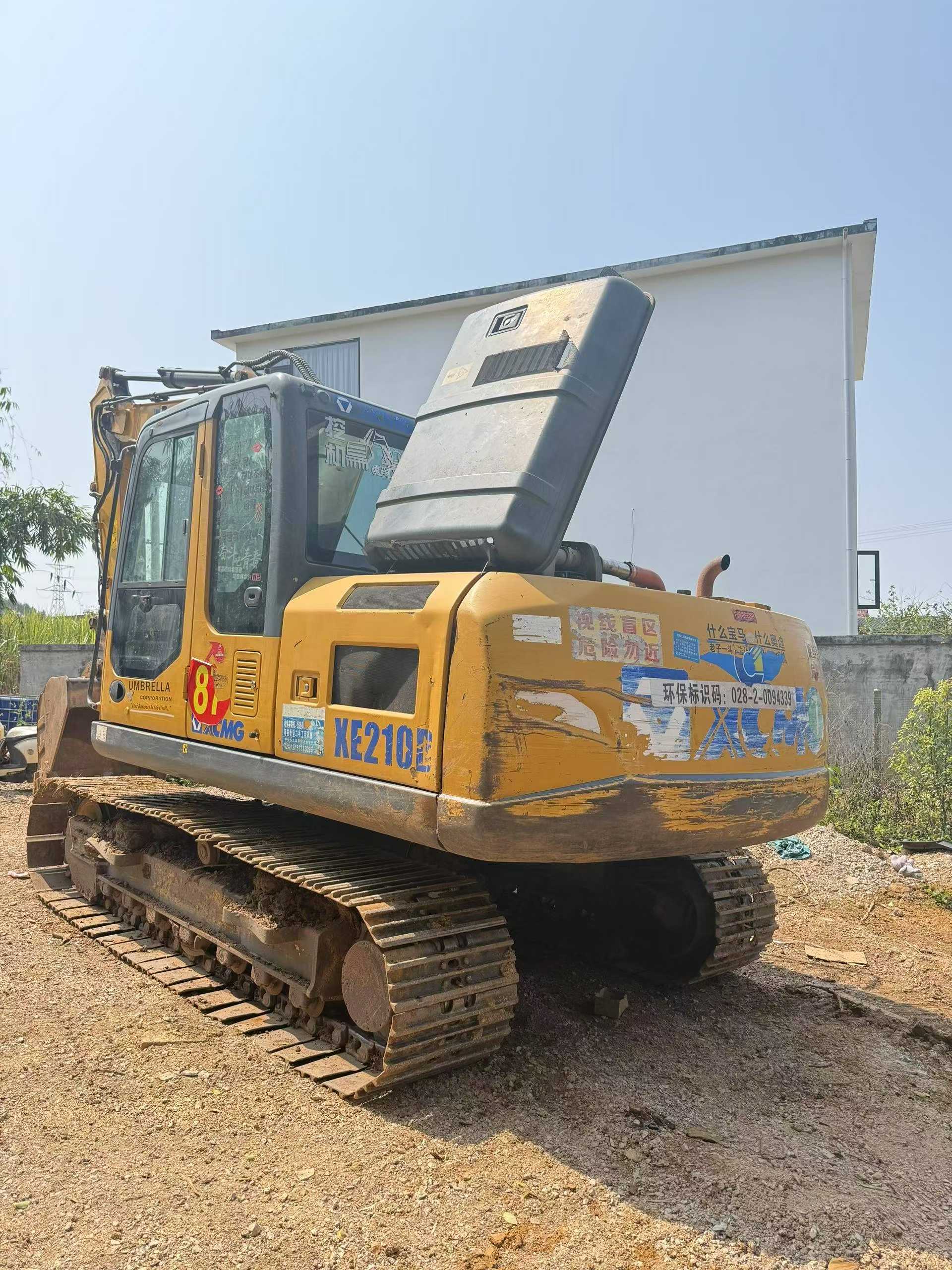 Buy XCMG XE150 Used Excavator / 3