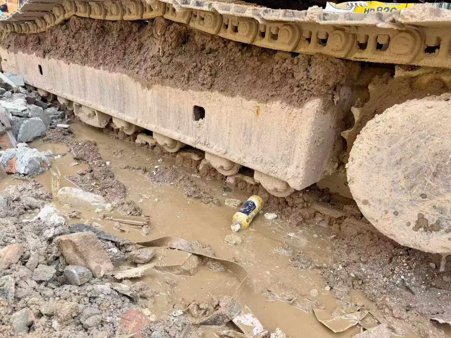 Buy Kobelco SK210 Used Excavator / 9