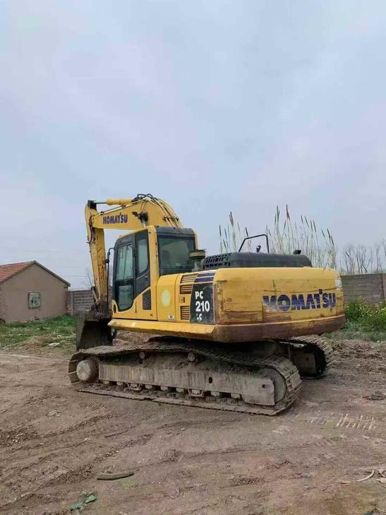 Buy Komatsu PC210LC-8 Used Excavator / 1