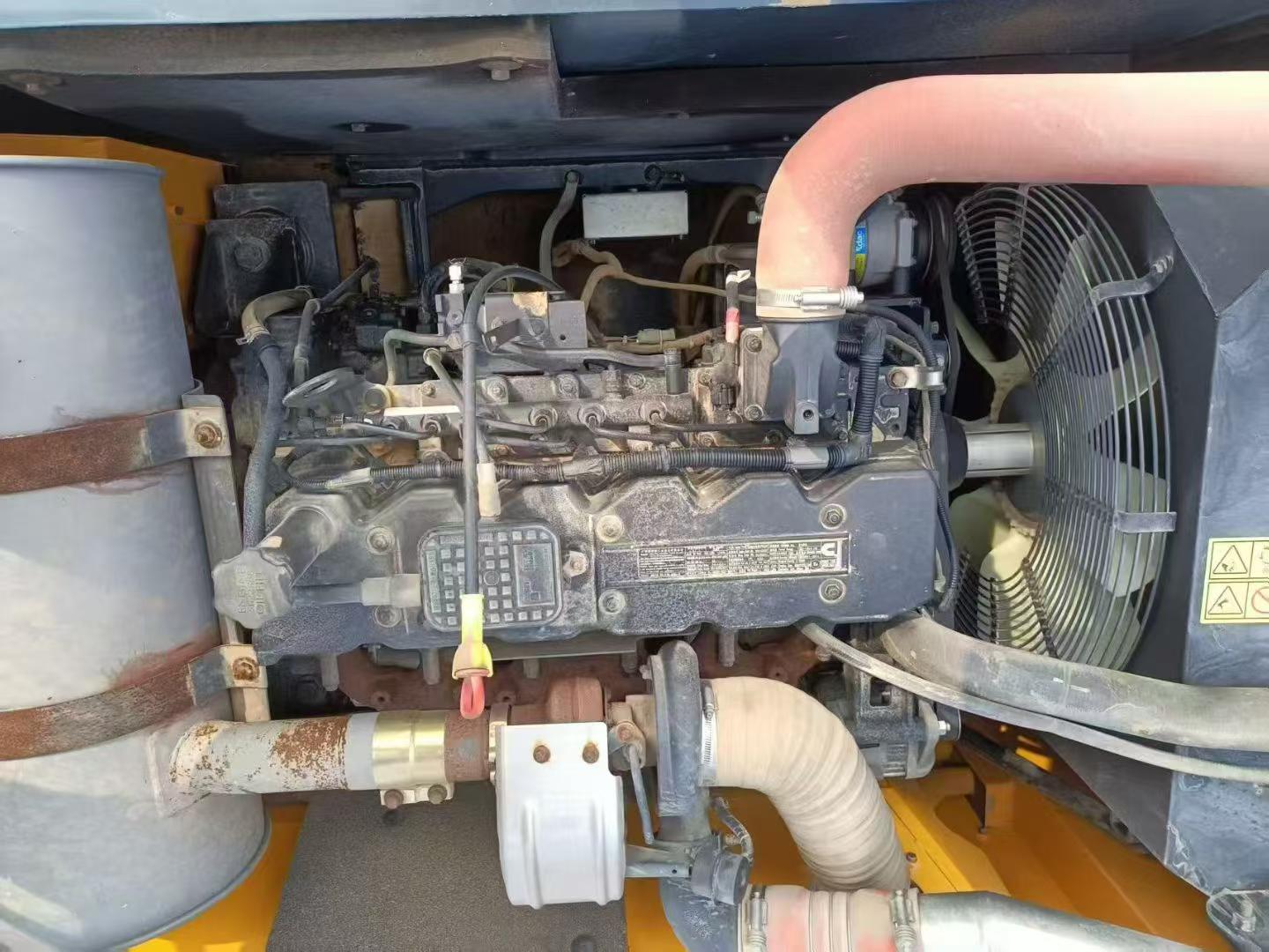 Buy Hyundai R215-7 Used Excavator / 4