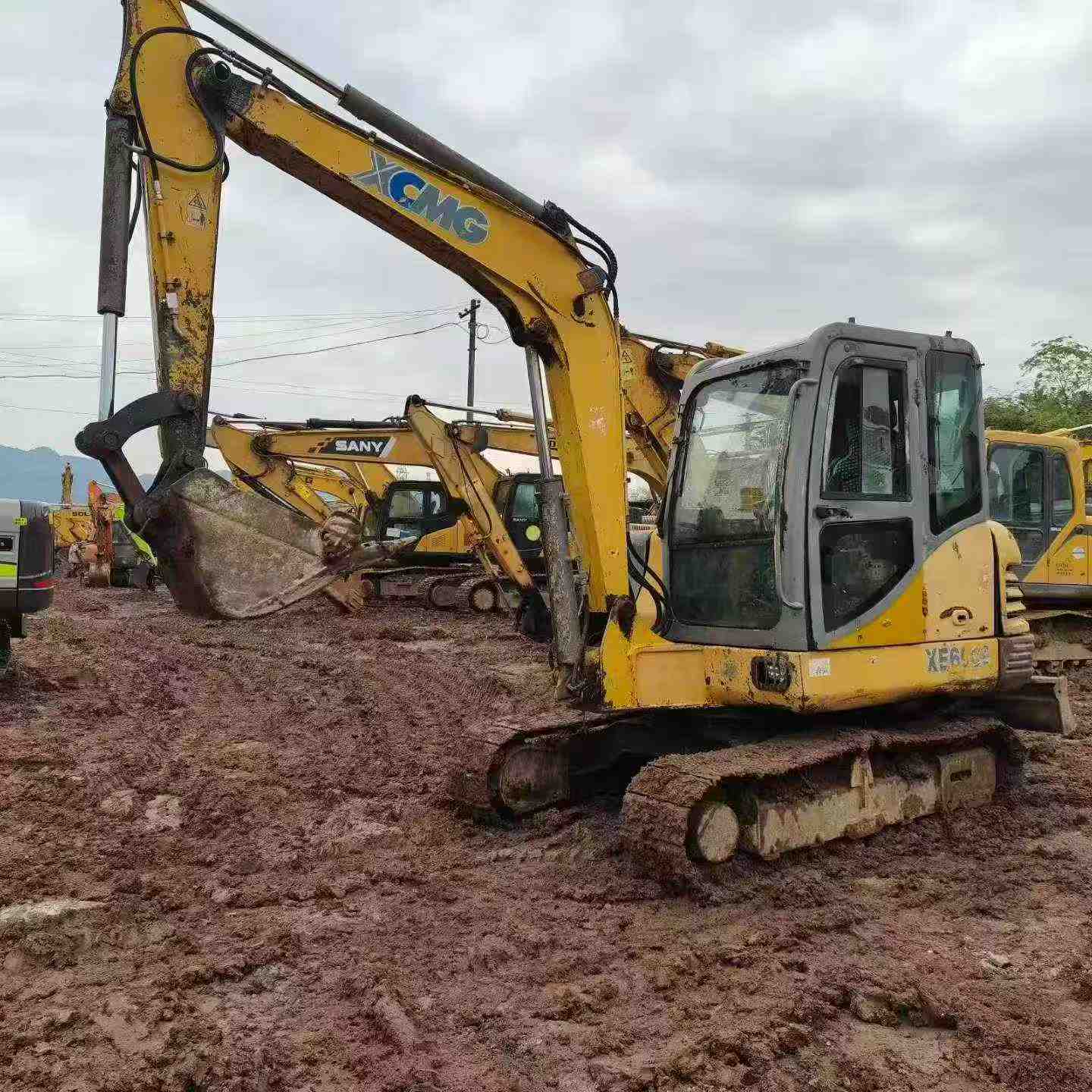 Buy XCMG XE60 Used Excavator / 4