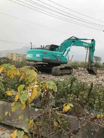 Buy Kobelco SK200-2 Used Excavator / 5 Buy Kobelco SK200-2 Used Excavator / 5