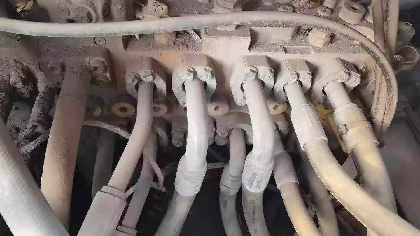 Buy Caterpillar 320A Used Excavator / 5