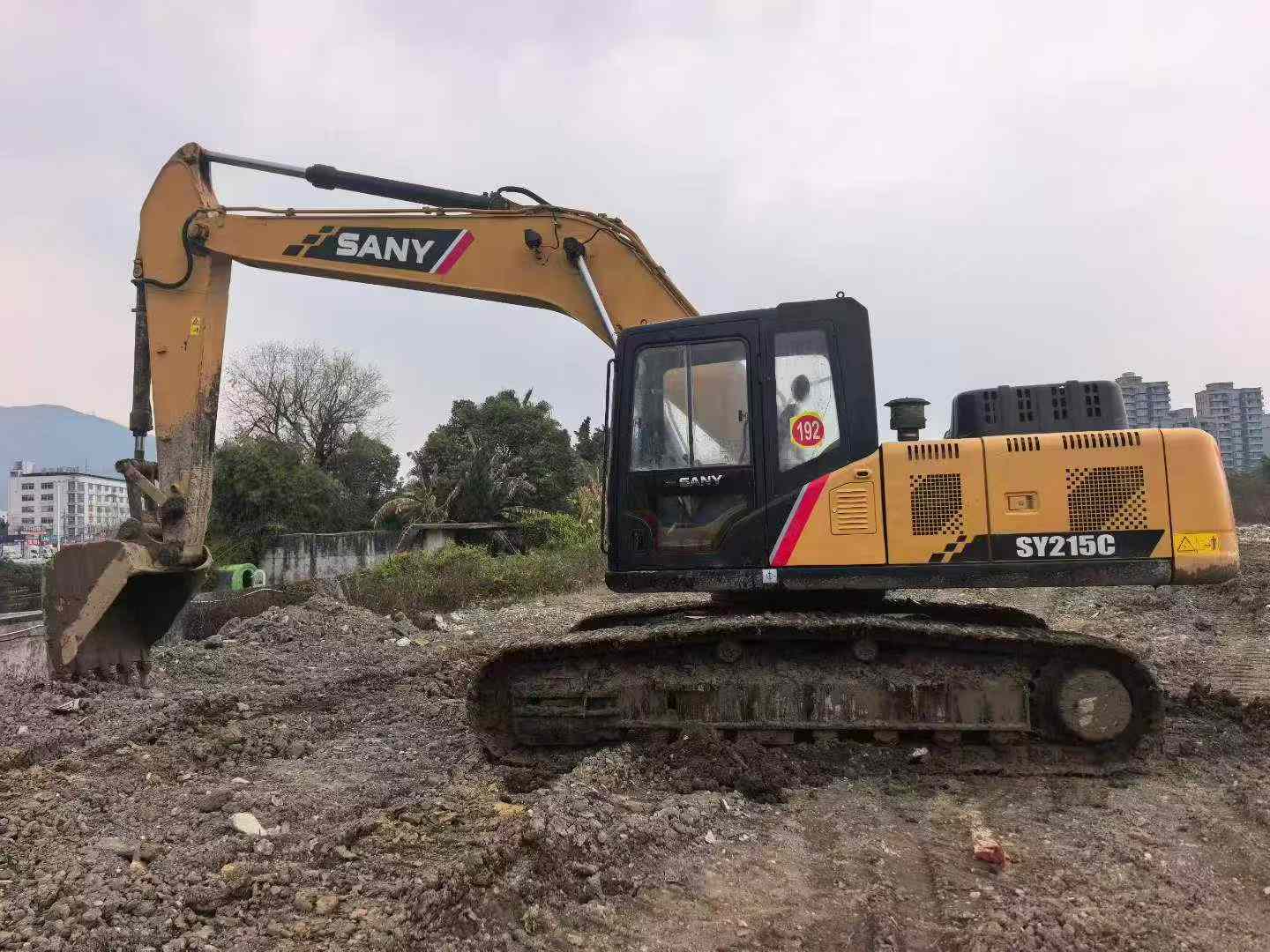 Buy Sany SY215C Used Excavator / 9