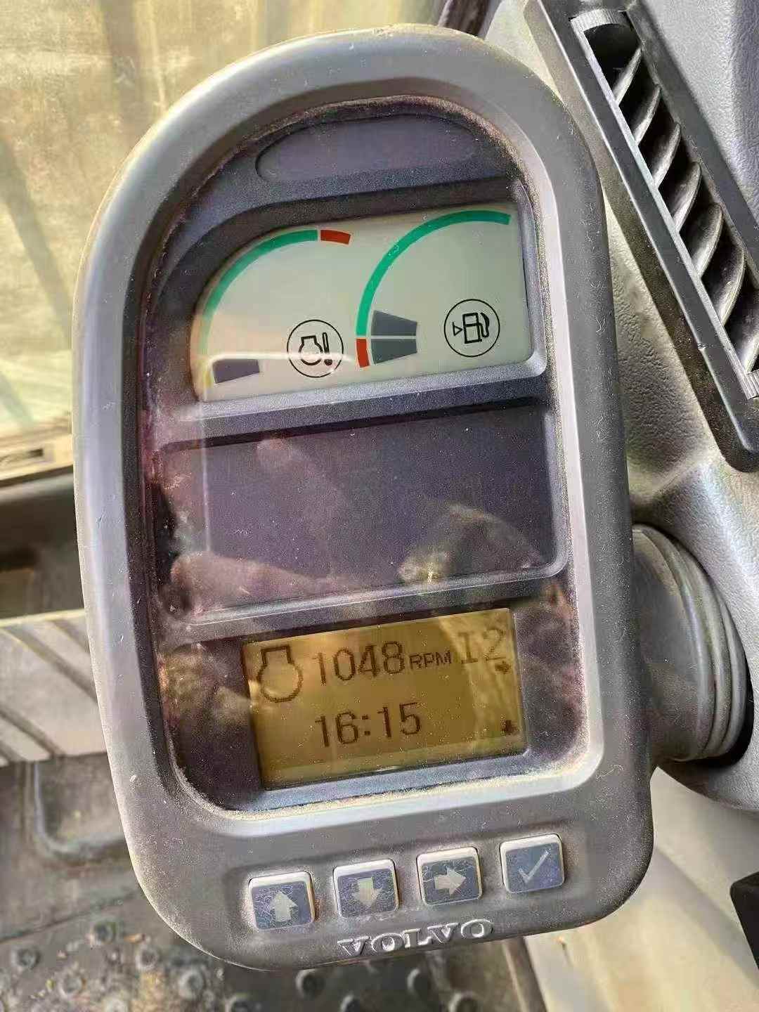 Buy Volvo EC210D Used Excavator / 3