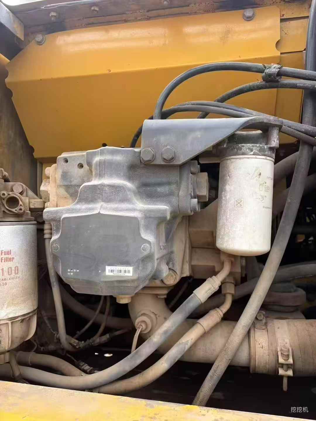 Buy Komatsu PC210 Used Excavator / 4