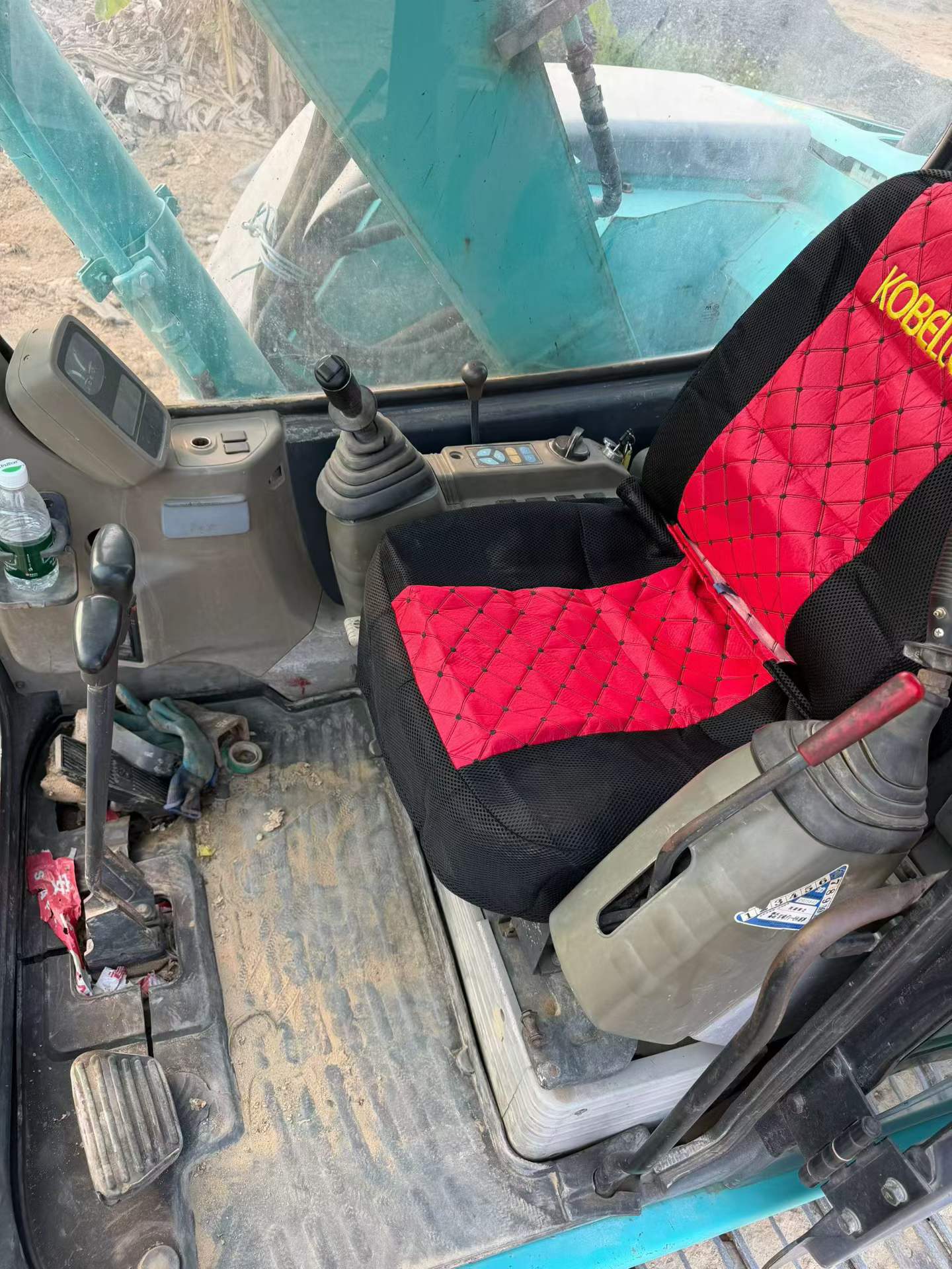 Buy Kobelco SK70SR Used Excavator / 3