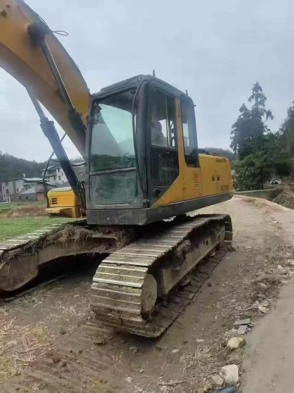 Buy XCMG XE215 Used Excavator / 3