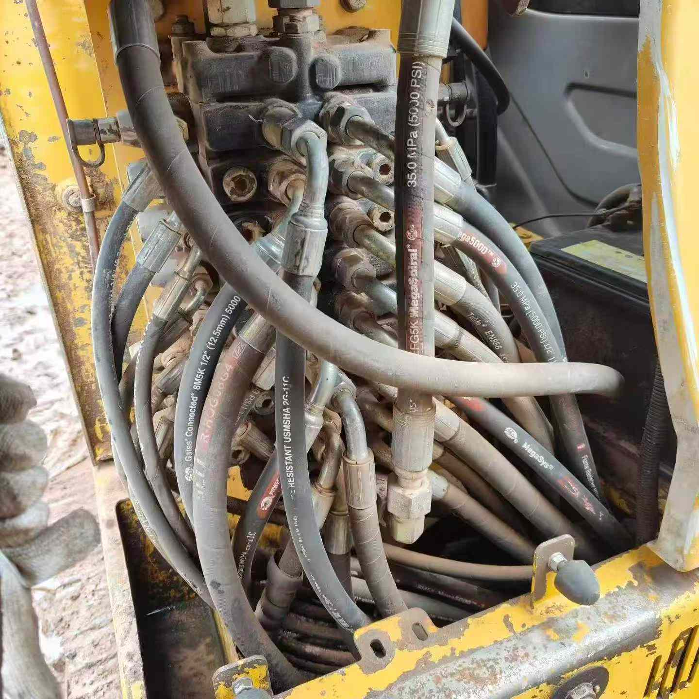 Buy XCMG XE60CA Used Excavator / 4