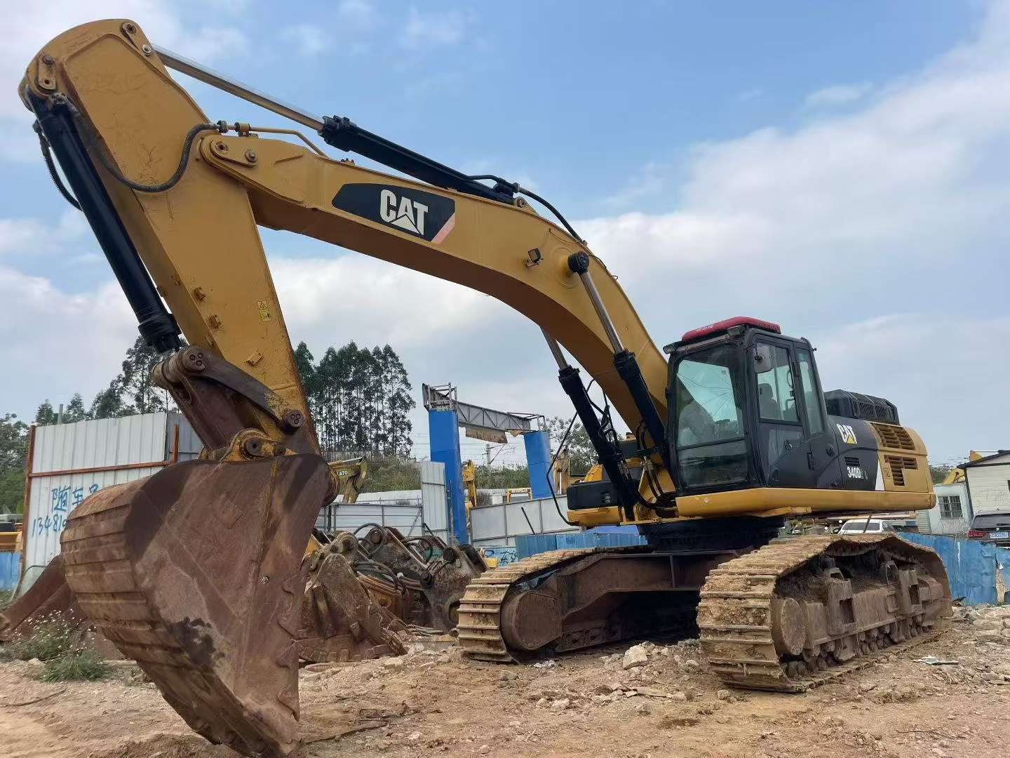 Buy Caterpillar 340D2L Used Excavator / 2