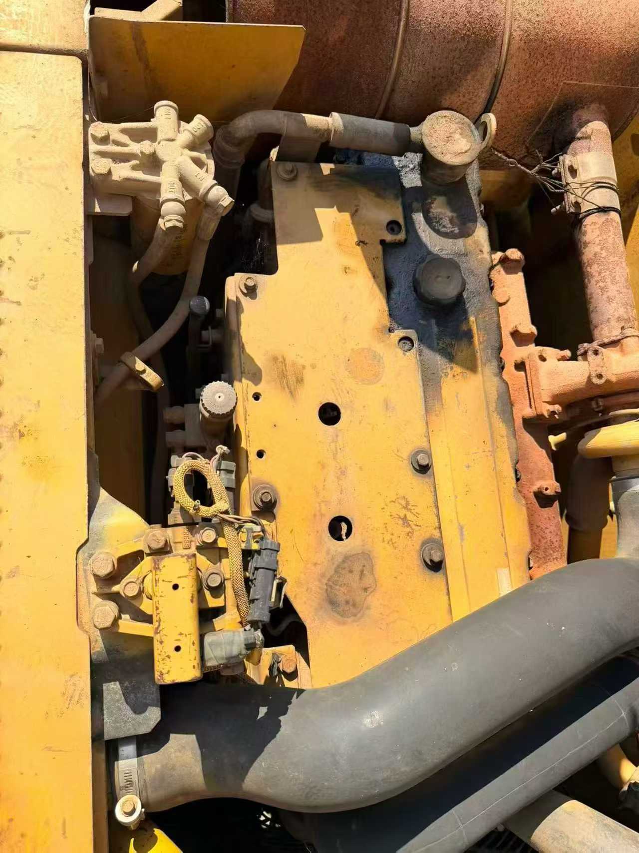 Buy Caterpillar 323 Used Excavator / 4