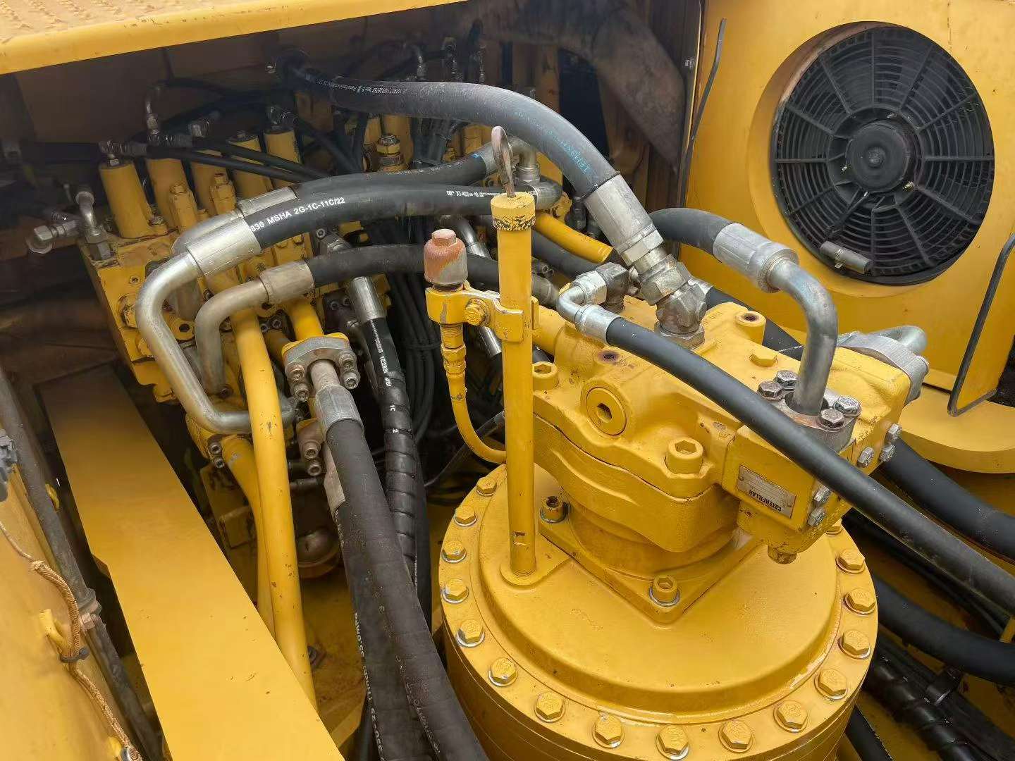 Buy Caterpillar 340D2L Used Excavator / 6