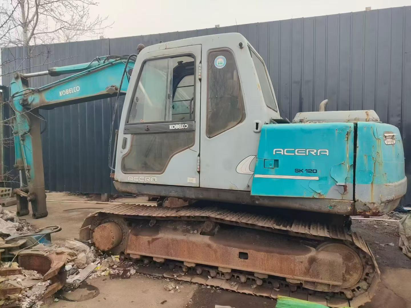 Buy Kobelco SK120 Used Excavator / 2