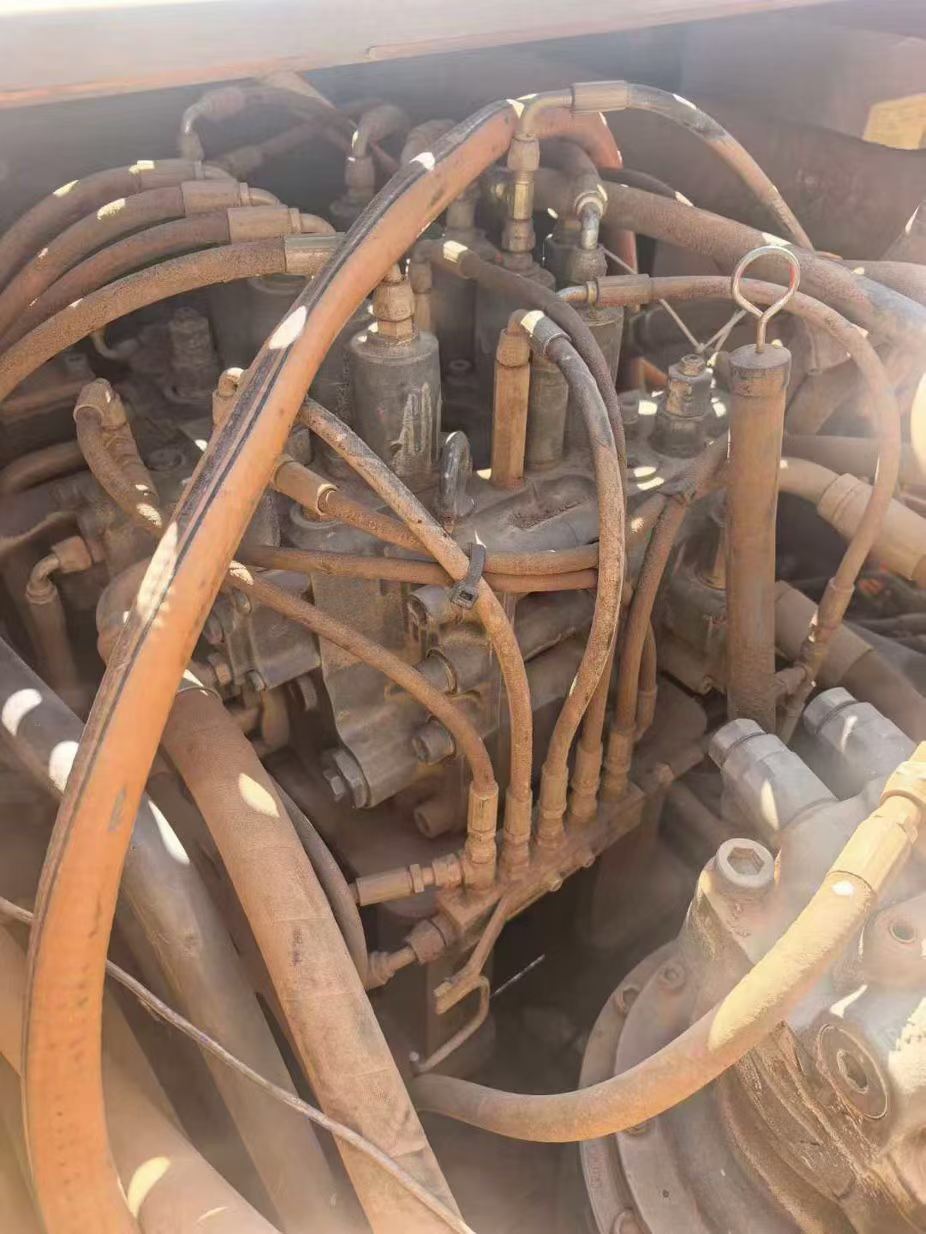 Buy Volvo EC220D Used Excavator / 3