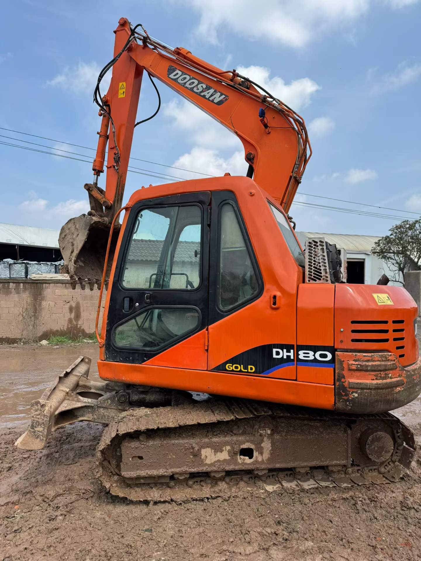 Buy Doosan DH80 Used Excavator / 2