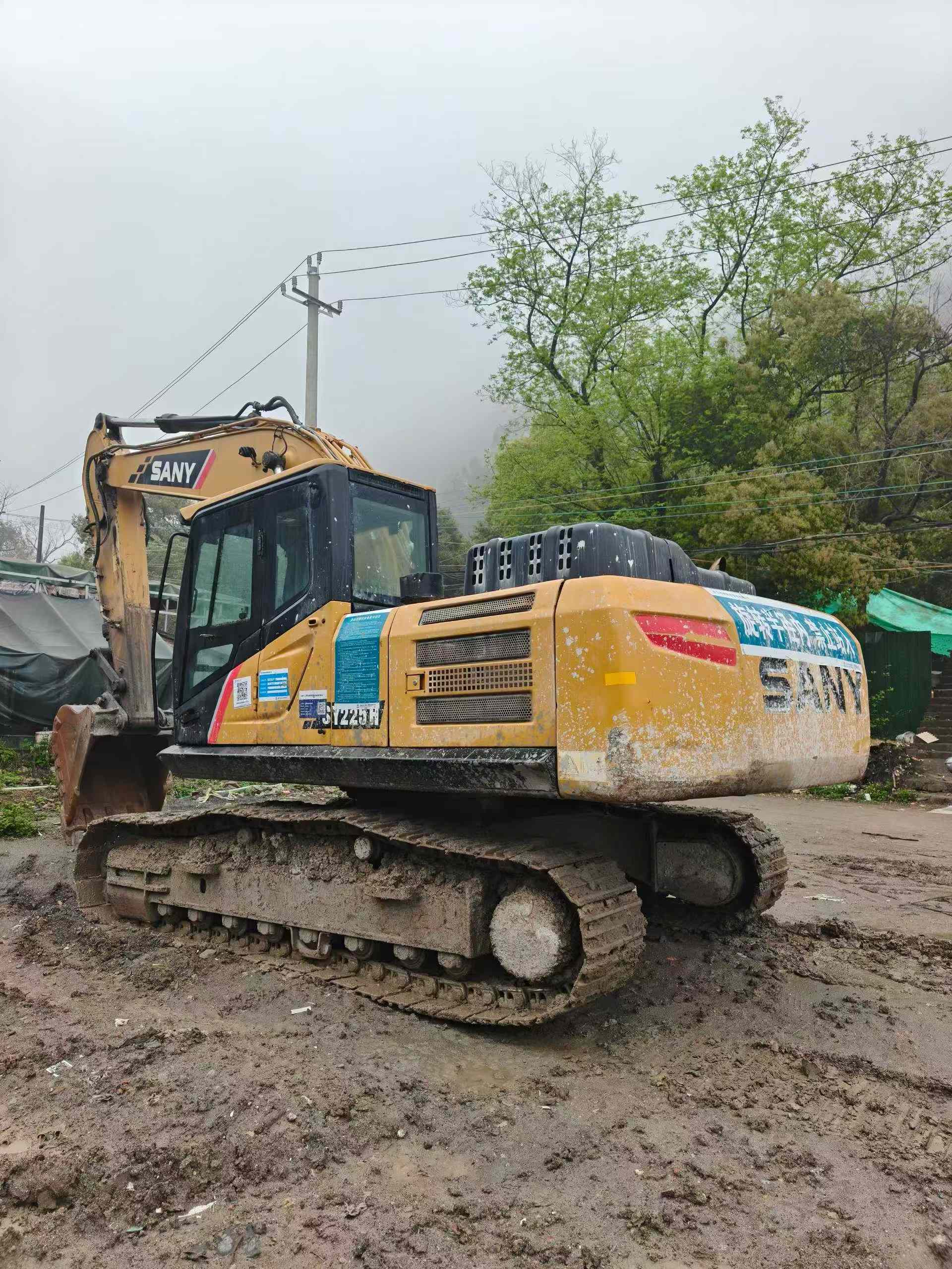 Buy Sany SY225C Used Excavator / 4