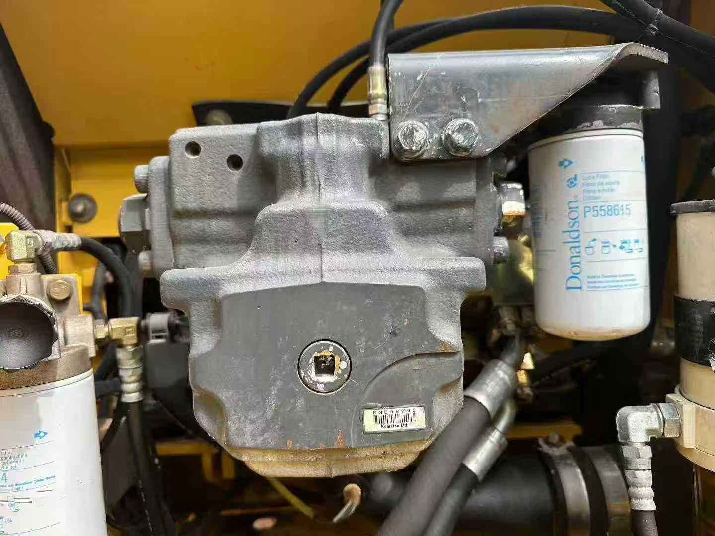 Buy Komatsu PC200-8N1 Used Excavator / 4