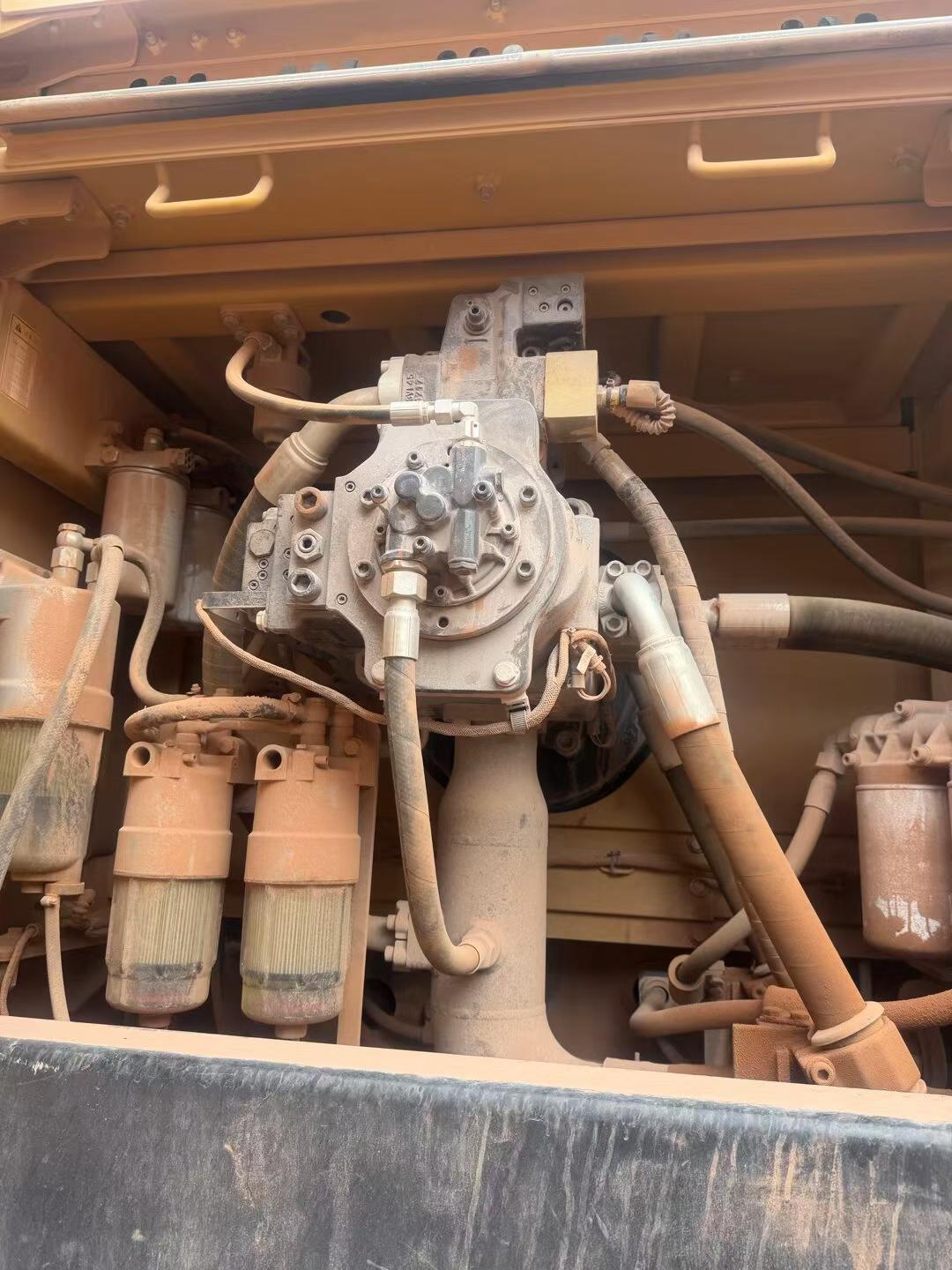 Buy Sany SY650H Used Excavator / 2