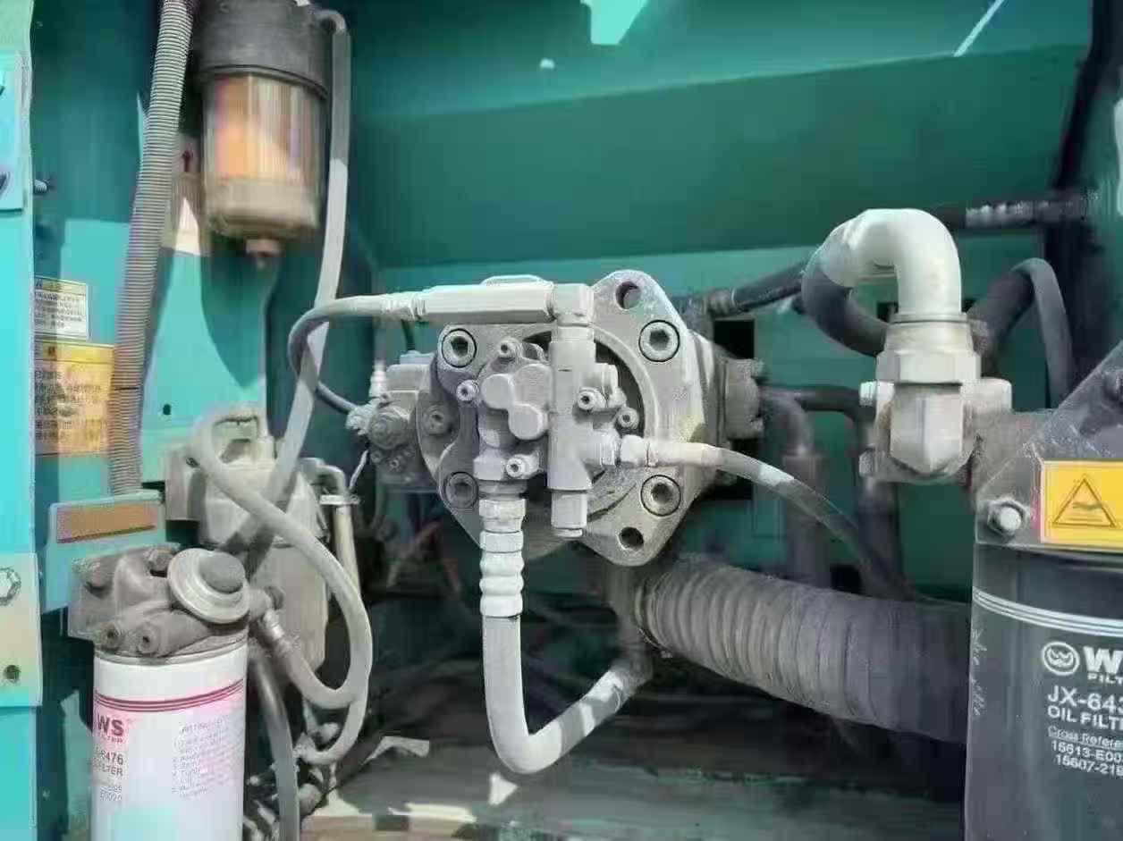 Buy Kobelco SK2008 Used Excavator / 6