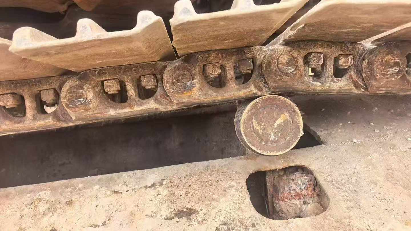 Buy Caterpillar 320A Used Excavator / 5