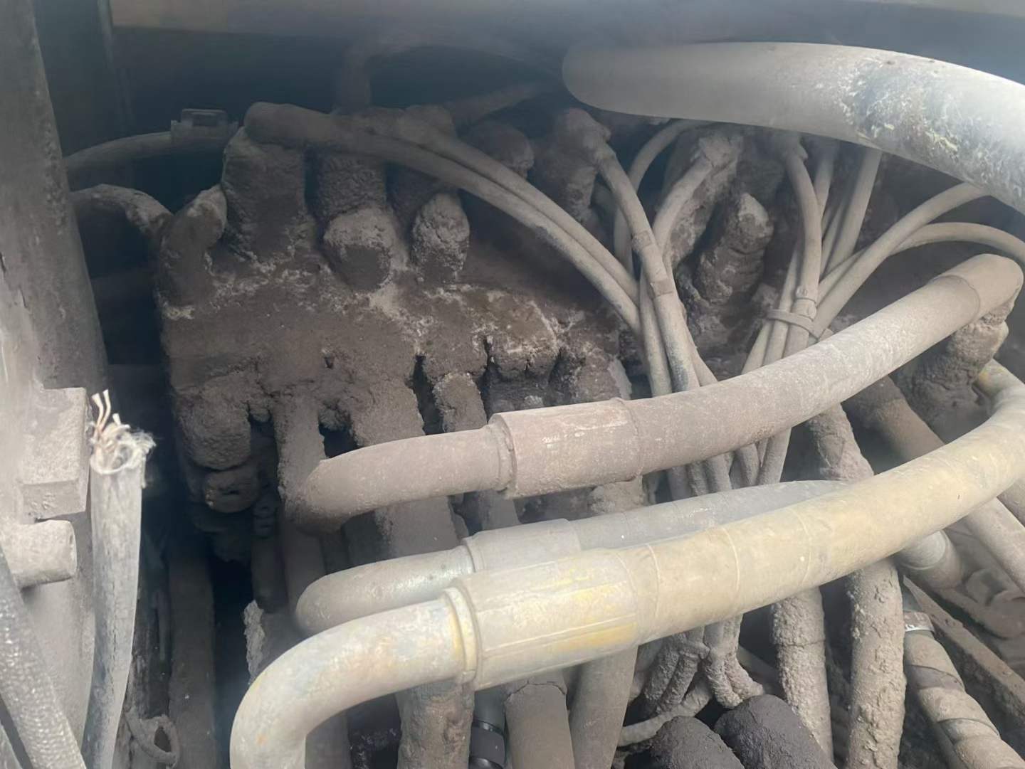 Buy Caterpillar 320D Used Excavator / 4