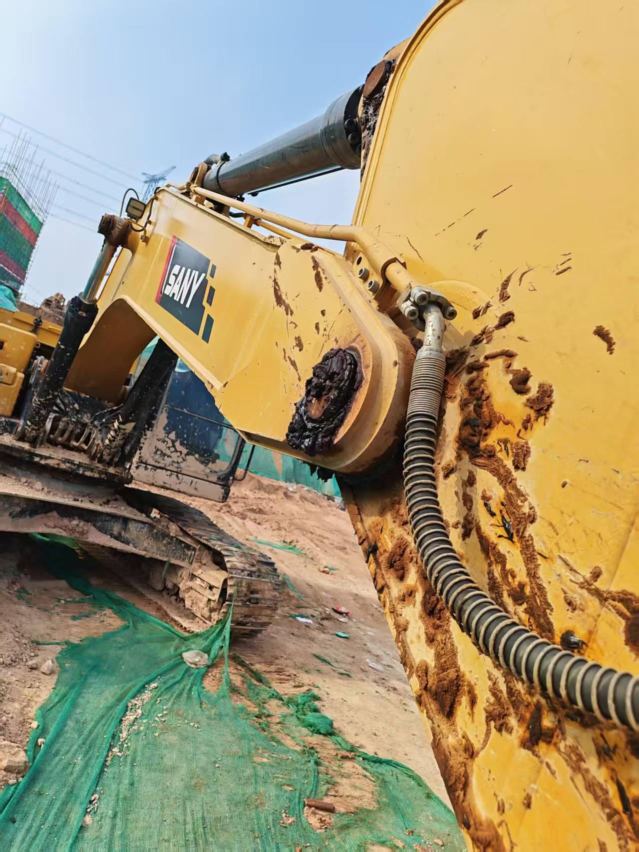 Buy Sany SY245H Used Excavator / 2