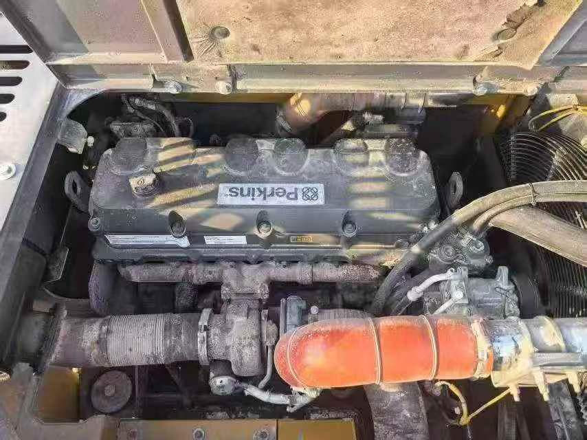 Buy XCMG XE550DK Used Excavator / 3